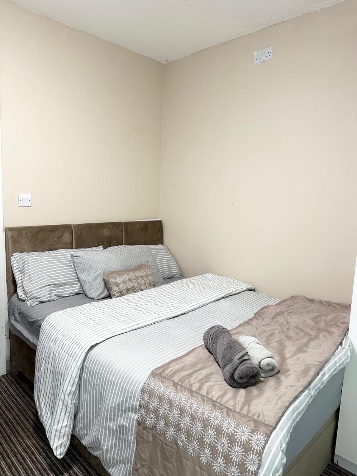 Studio Apartment For 2 Bradford  Esterno foto